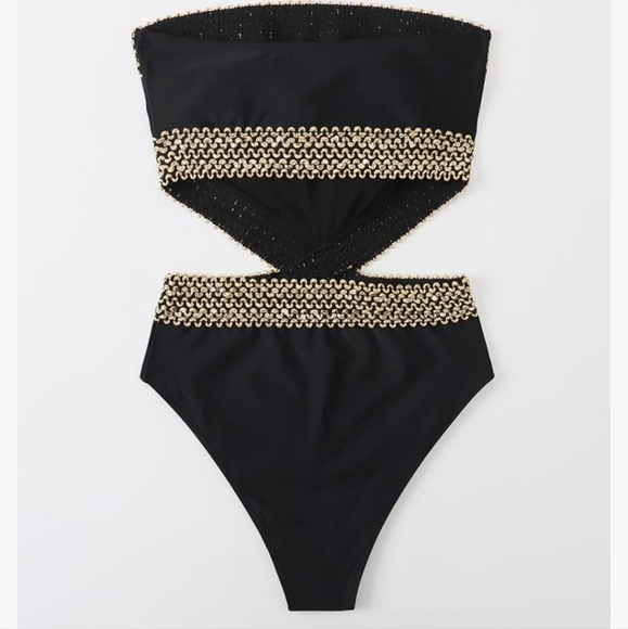 One Piece Cut Out Bandeau Swimsuit - Picture 3 of 5